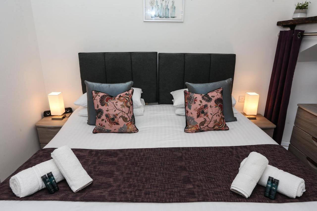 Strawberry Line, Flat 1 Apartment Wells Ngoại thất bức ảnh